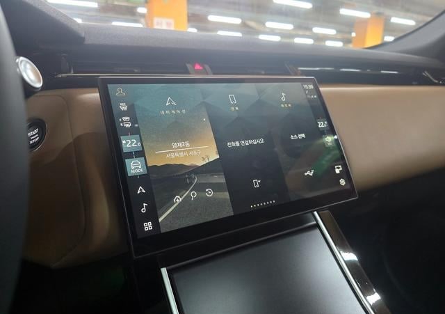 2024 LAND ROVER RANGE ROVER VELAR