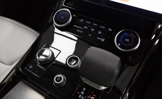 2023 LAND ROVER RANGE ROVER SPORT