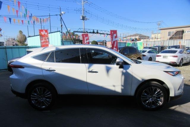 2023 TOYOTA HARRIER HYBRID