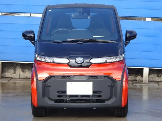 TOYOTA C+POD 2024