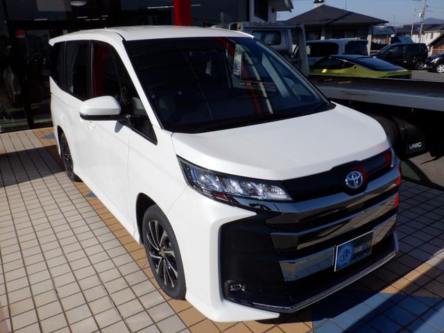 TOYOTA NOAH 2024