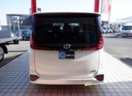 TOYOTA NOAH 2024