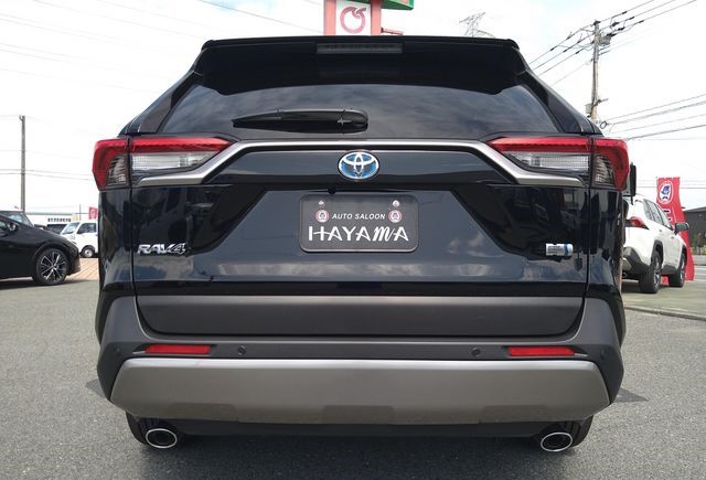 TOYOTA RAV4 2025