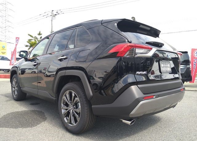 TOYOTA RAV4 2025