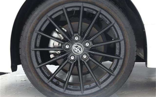 TOYOTA GR YARIS RS 2021