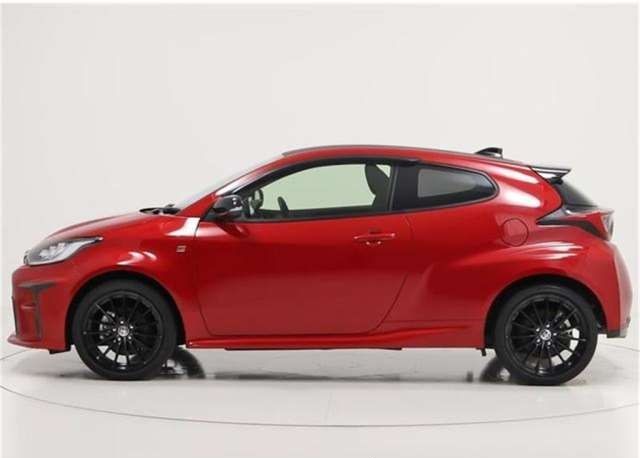 TOYOTA GR YARIS RS 2021