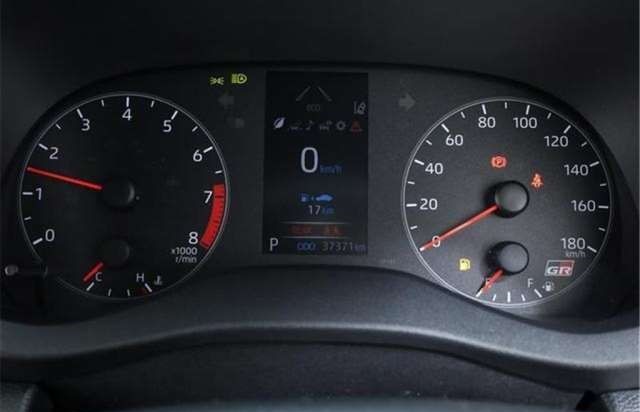 TOYOTA GR YARIS RS 2021