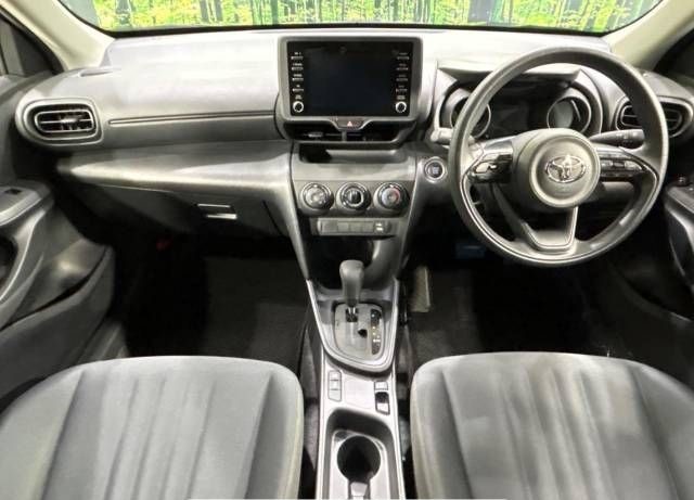 TOYOTA YARIS CROSS 2023