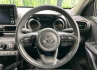 TOYOTA YARIS CROSS 2023