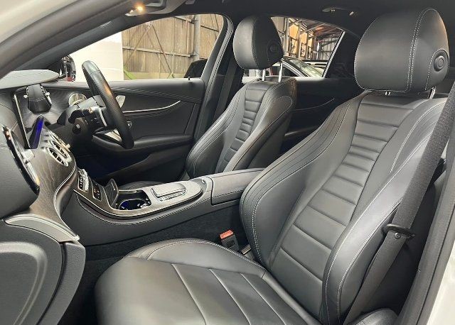 MERCEDES BENZ E CLASS – E200 SPORT 2023