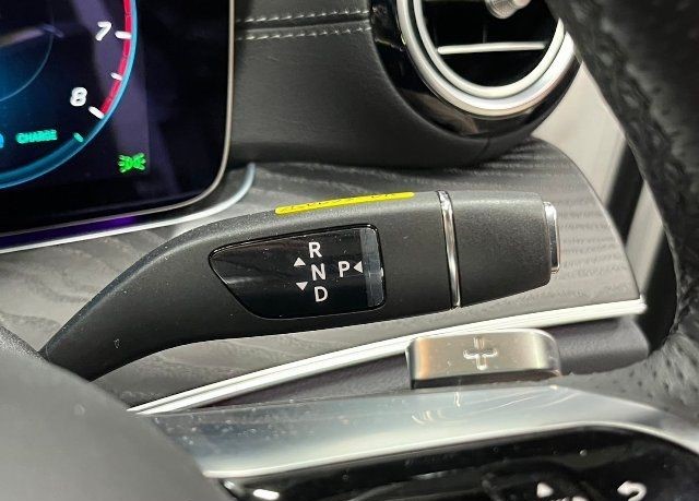 MERCEDES BENZ E CLASS – E200 SPORT 2023