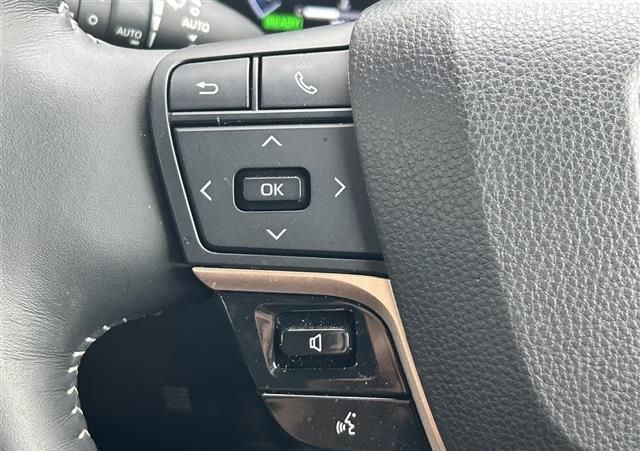 TOYOTA CROWN SPORT Z 2023