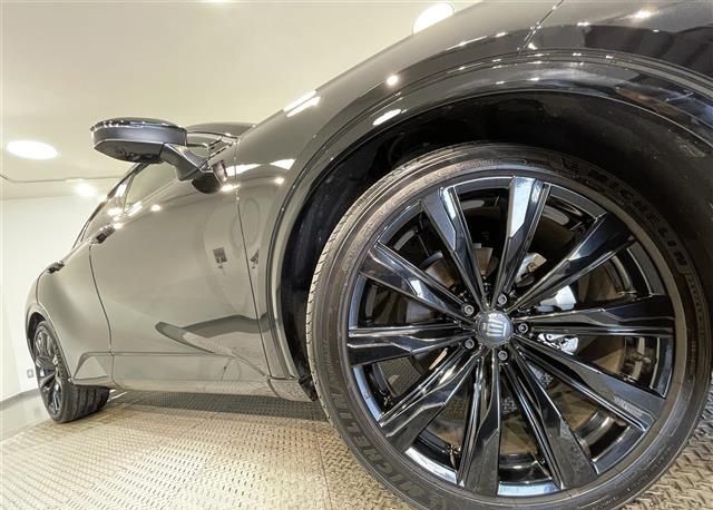 TOYOTA CROWN SPORT Z 2023