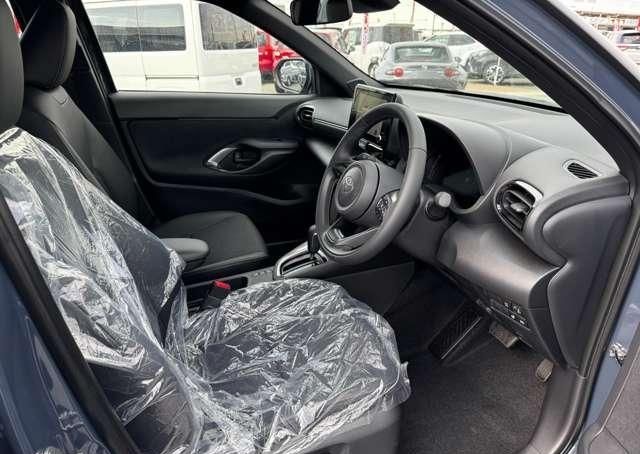 2025 TOYOTA YARIS CROSS