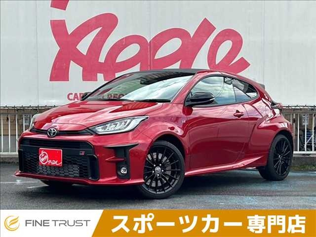 TOYOTA YARIS 2024