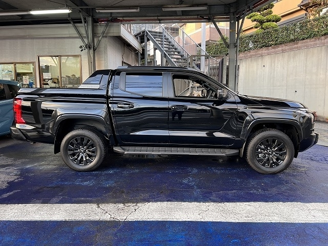 MITSUBISHI TRITON 2024
