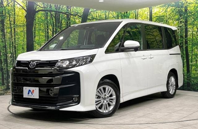 TOYOTA NOAH 2024