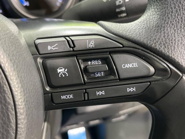 2024 TOYOTA YARIS CROSS