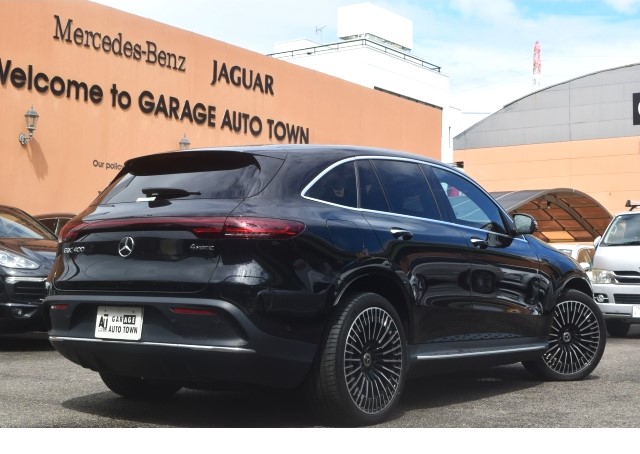 MERCEDES BENZ EQA 2022