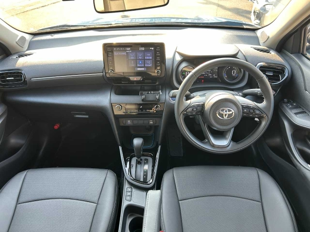 2024 TOYOTA YARIS CROSS