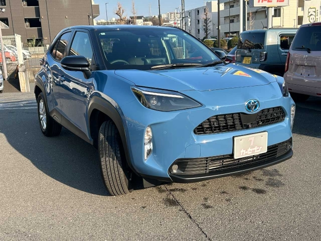 2024 TOYOTA YARIS CROSS