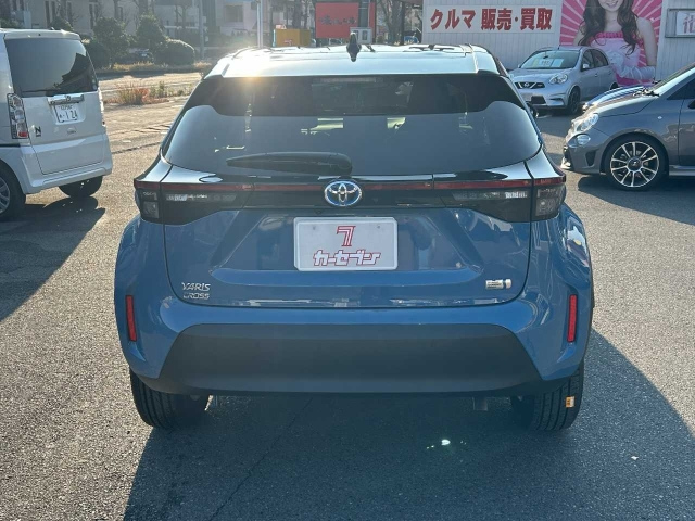 2024 TOYOTA YARIS CROSS