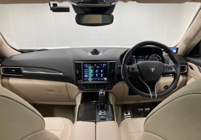 2022 MASERATI LEVANTE