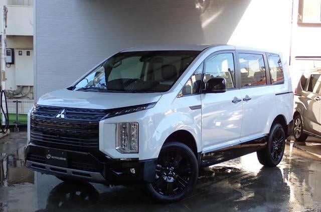 2025 MITSUBISHI DELICA D5