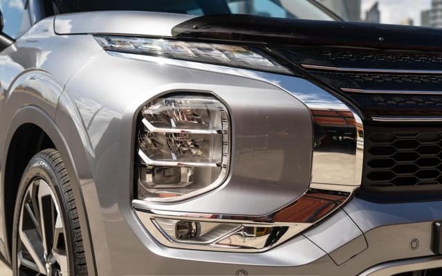 2025 MITSUBISHI OUTLANDER