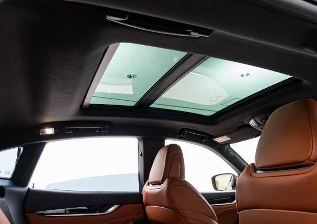 2022 MASERATI LEVANTE