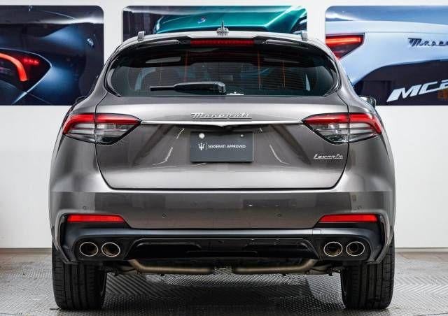 2022 MASERATI LEVANTE