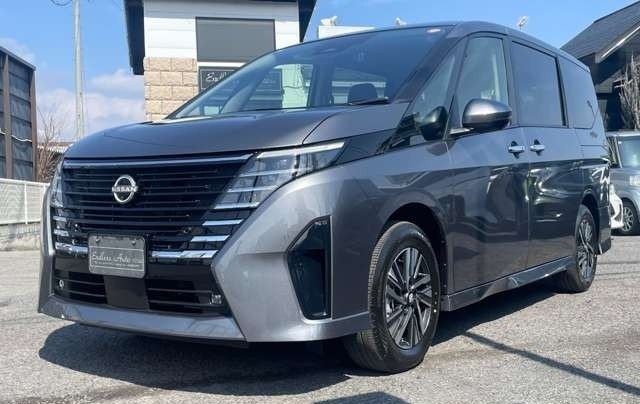 NISSAN SERENA 2025