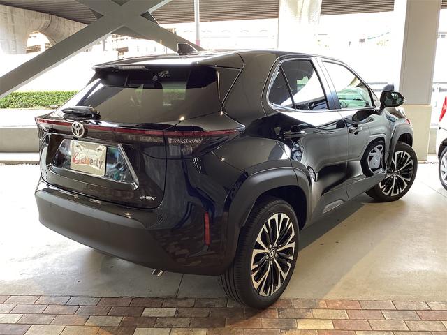 2024 TOYOTA YARIS CROSS
