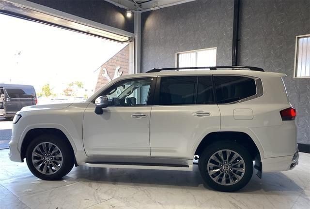 2024 TOYOTA LAND CRUISER