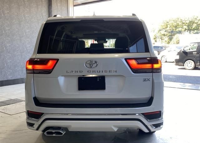 2024 TOYOTA LAND CRUISER