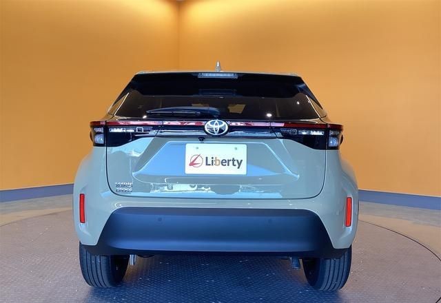 2025 TOYOTA YARIS CROSS