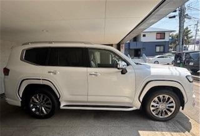 2025 TOYOTA LAND CRUISER