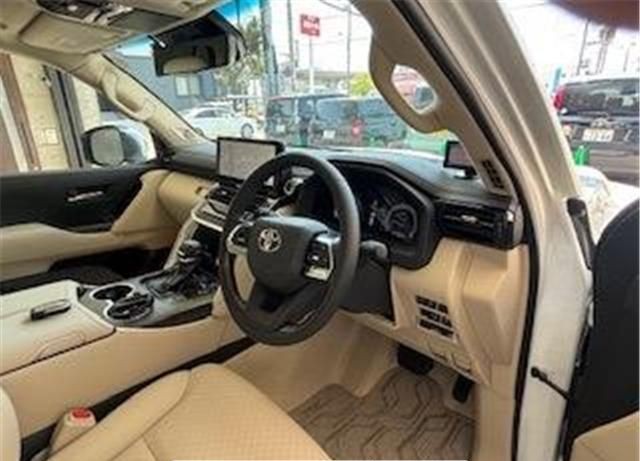 2025 TOYOTA LAND CRUISER