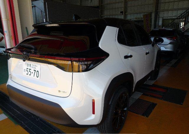 2025 TOYOTA YARIS CROSS