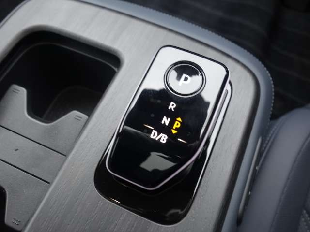 NISSAN ARIYA B6 e-4ORCE