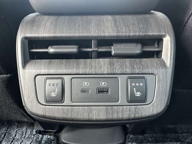 NISSAN ARIYA B9 Limited