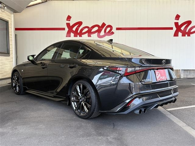 2022 LEXUS  IS