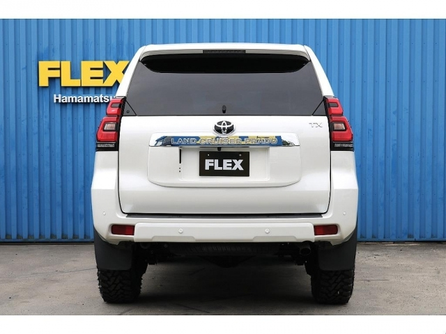 2022 TOYOTA LAND CRUISER PRADO