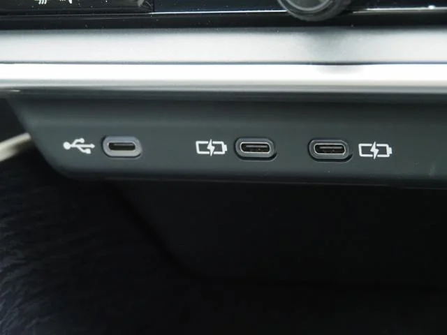 LEXUS RZ RZ450E VERSION L