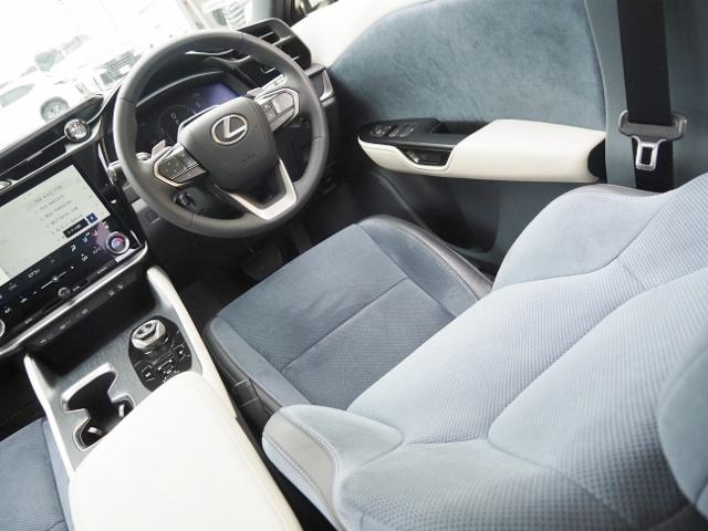 LEXUS RZ RZ450E VERSION L