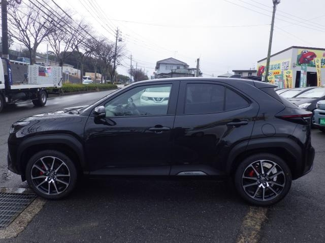 TOYOTA YARIS CROSS GR Sports 2025