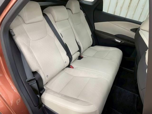 LEXUS RX 450h+ version L AWD