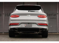 BENTLEY BENTAYGA 2022