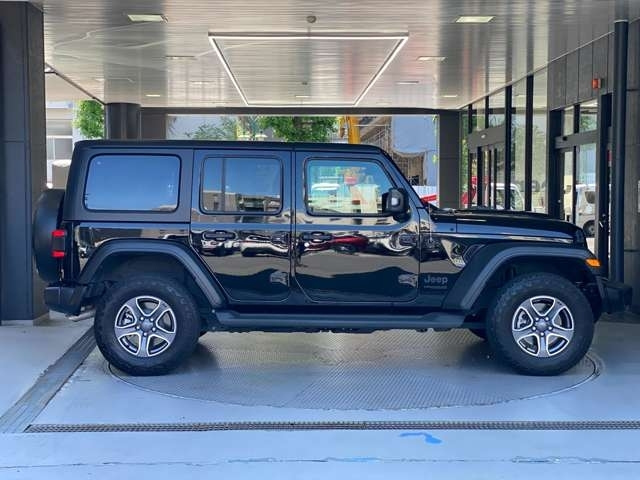 2021 JEEP WRANGLER