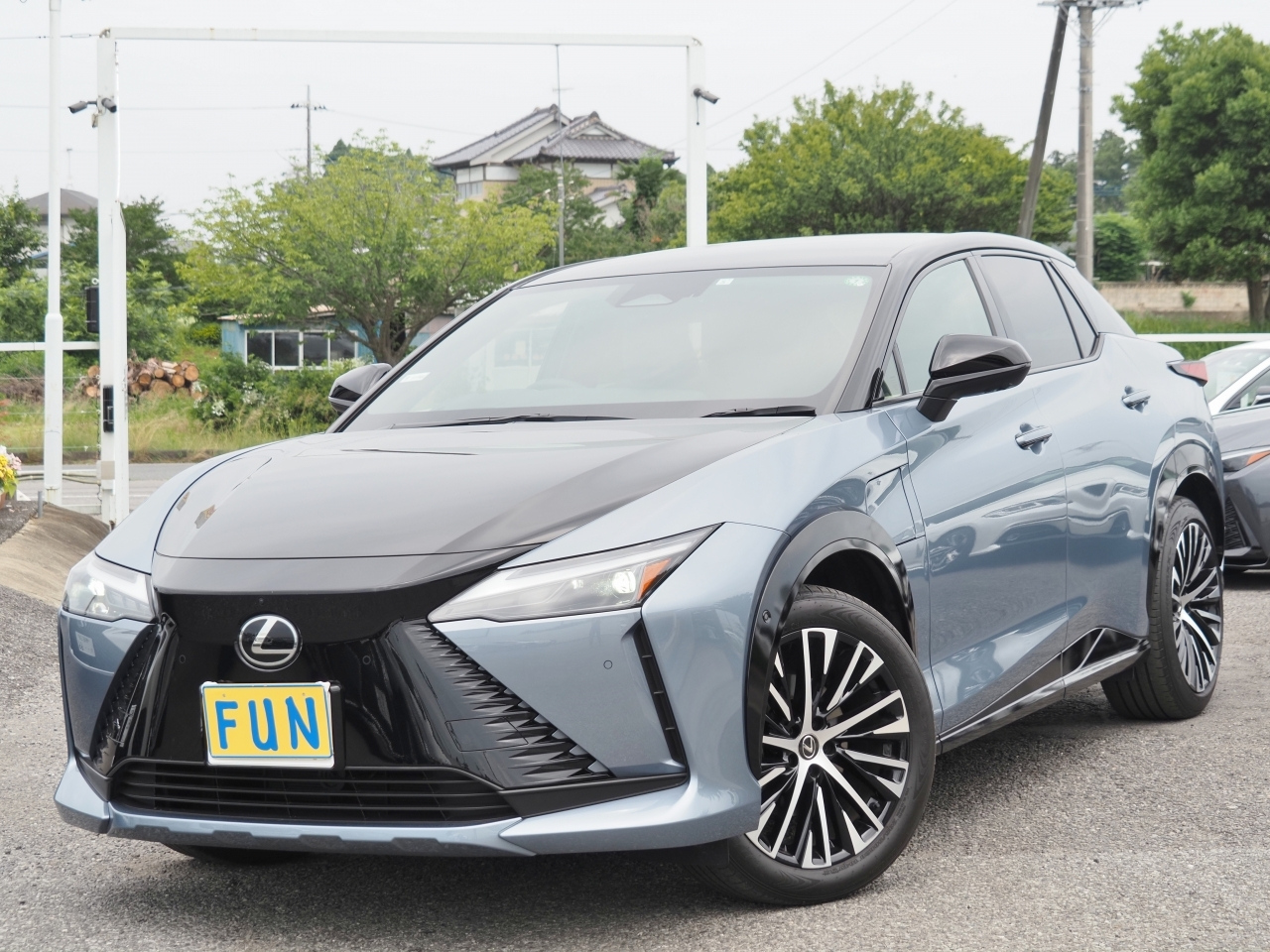 LEXUS RZ RZ450E VERSION L